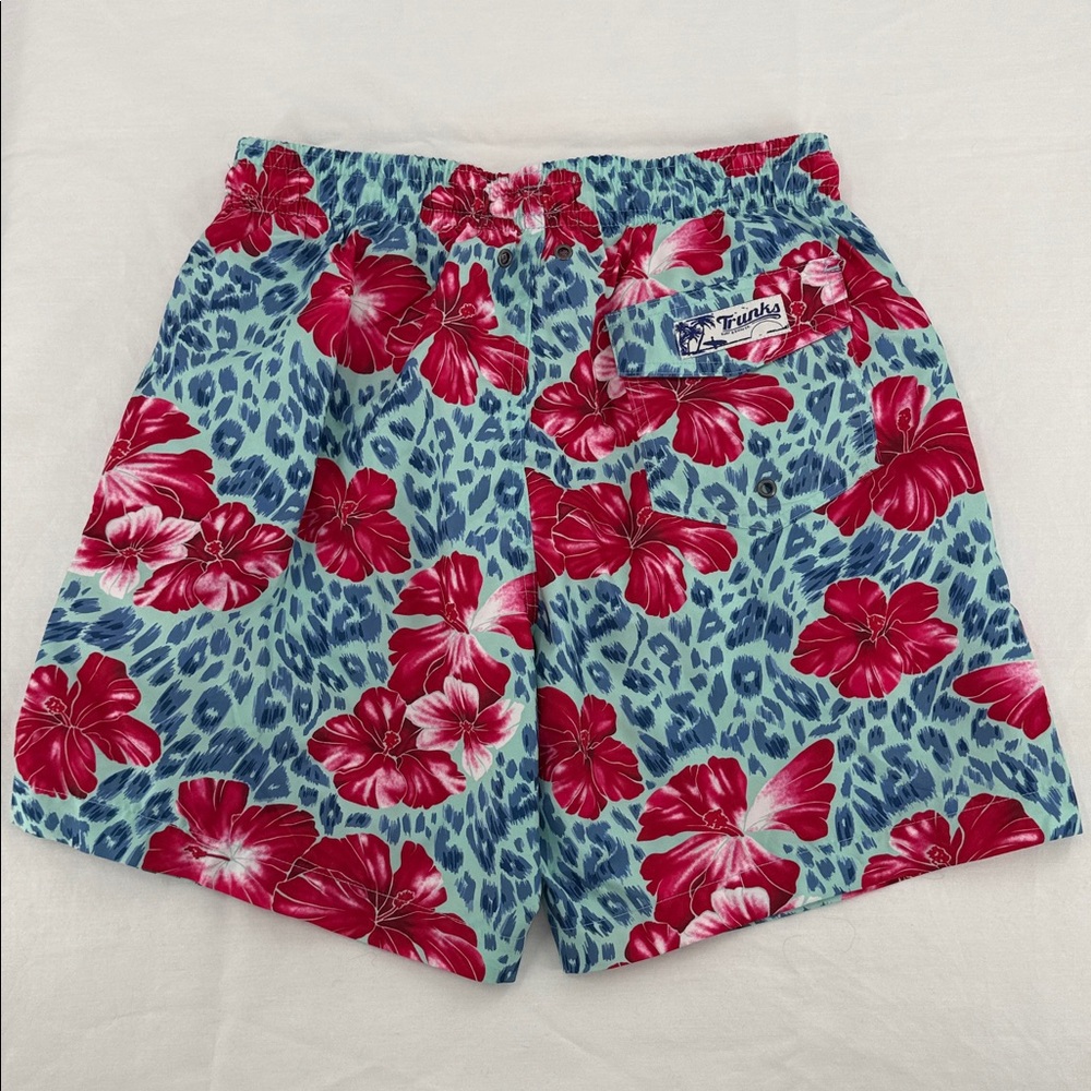 Trunks Surf & Swim Shorts Mens Small Hawaiian Flower Blue Red Mesh Liner - Picture 2 of 7
